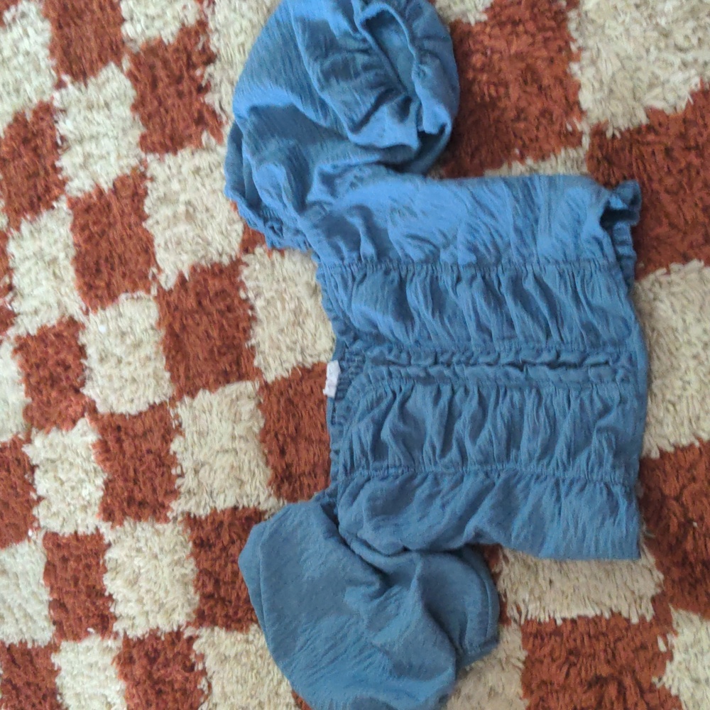 5/$10 Sienna sky blouse L NEW